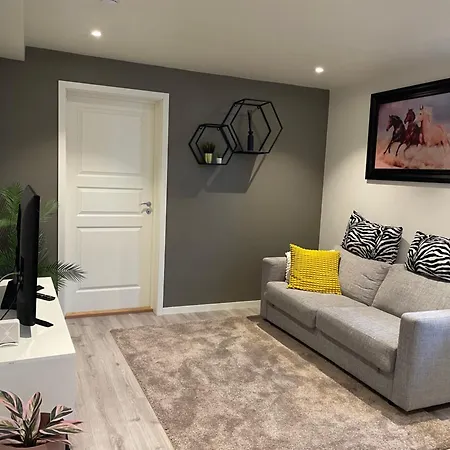 Home For Your Trip 10 Minutes From Oslo Airport With Free Parking Klofta Exterior photo